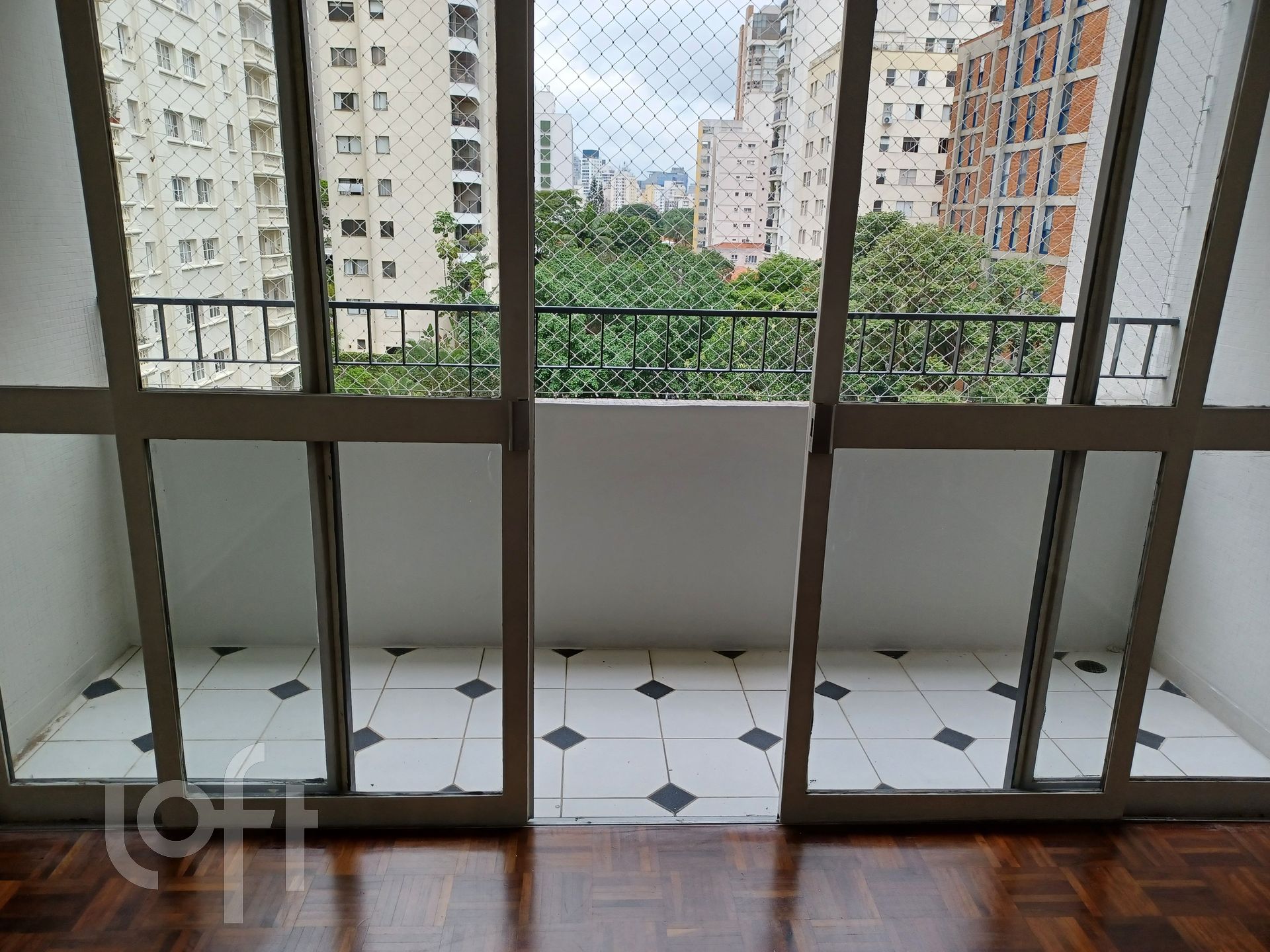 Apartamento à venda com 3 quartos, 100m² - Foto 4