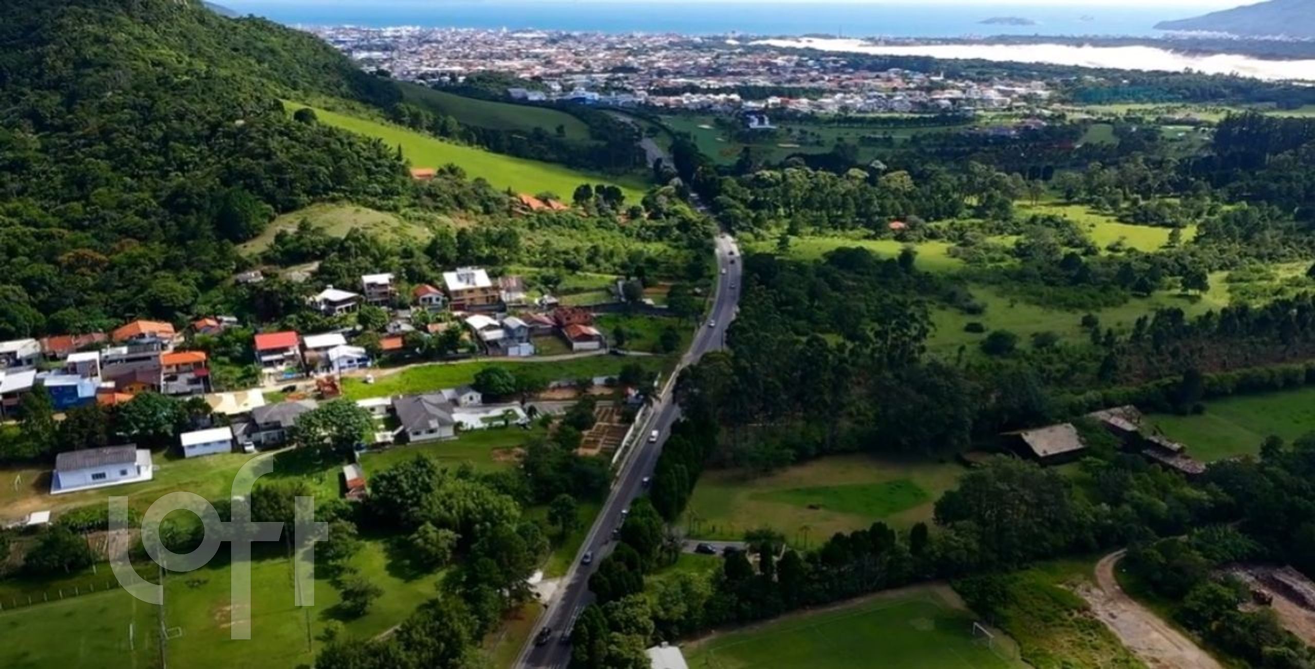 BROGNOLI VENDE- Casa com 2 suítes na Praia dos Ingleses