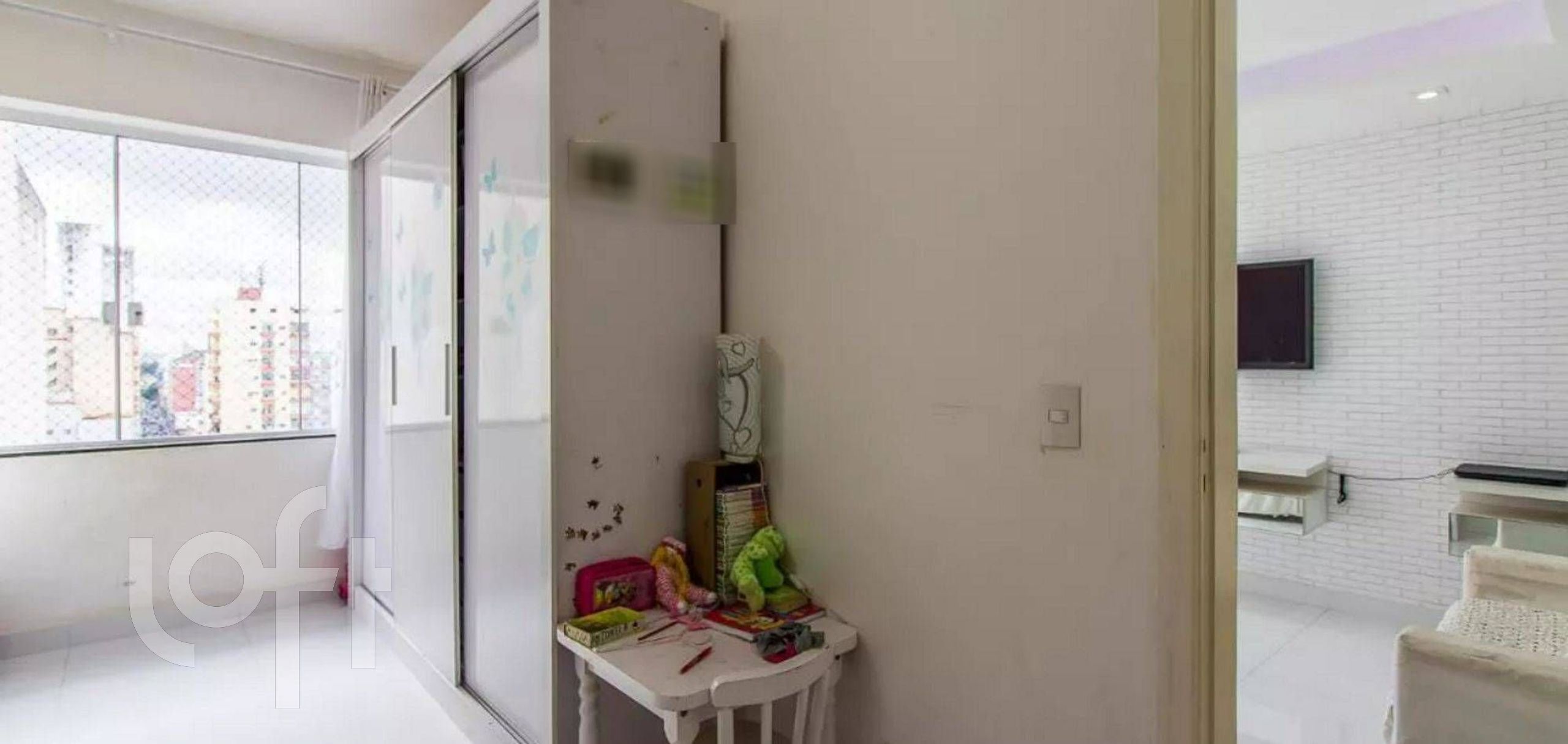 Apartamento à venda com 2 quartos, 74m² - Foto 2