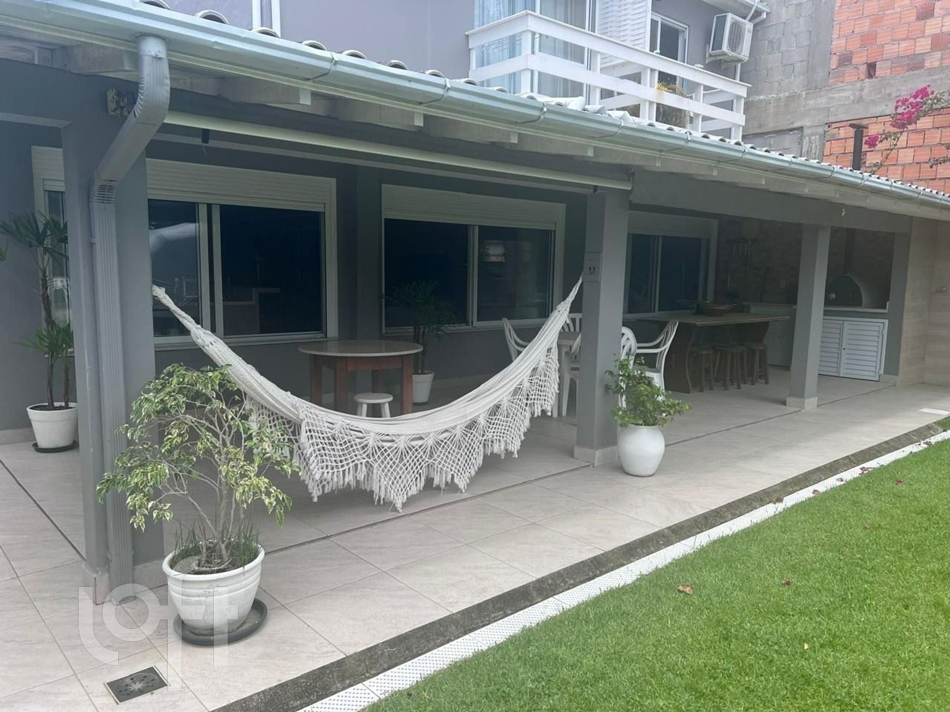 Casa à venda em Cachoeira do bom Jesus com 152 m², 2 quartos, 1 suíte, 2 vagas