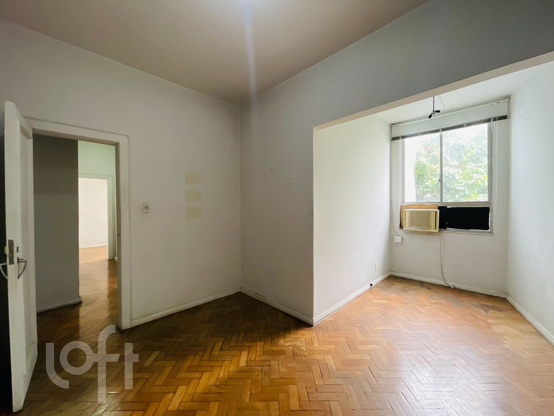 Apartamento à venda com 3 quartos, 97m² - Foto 19