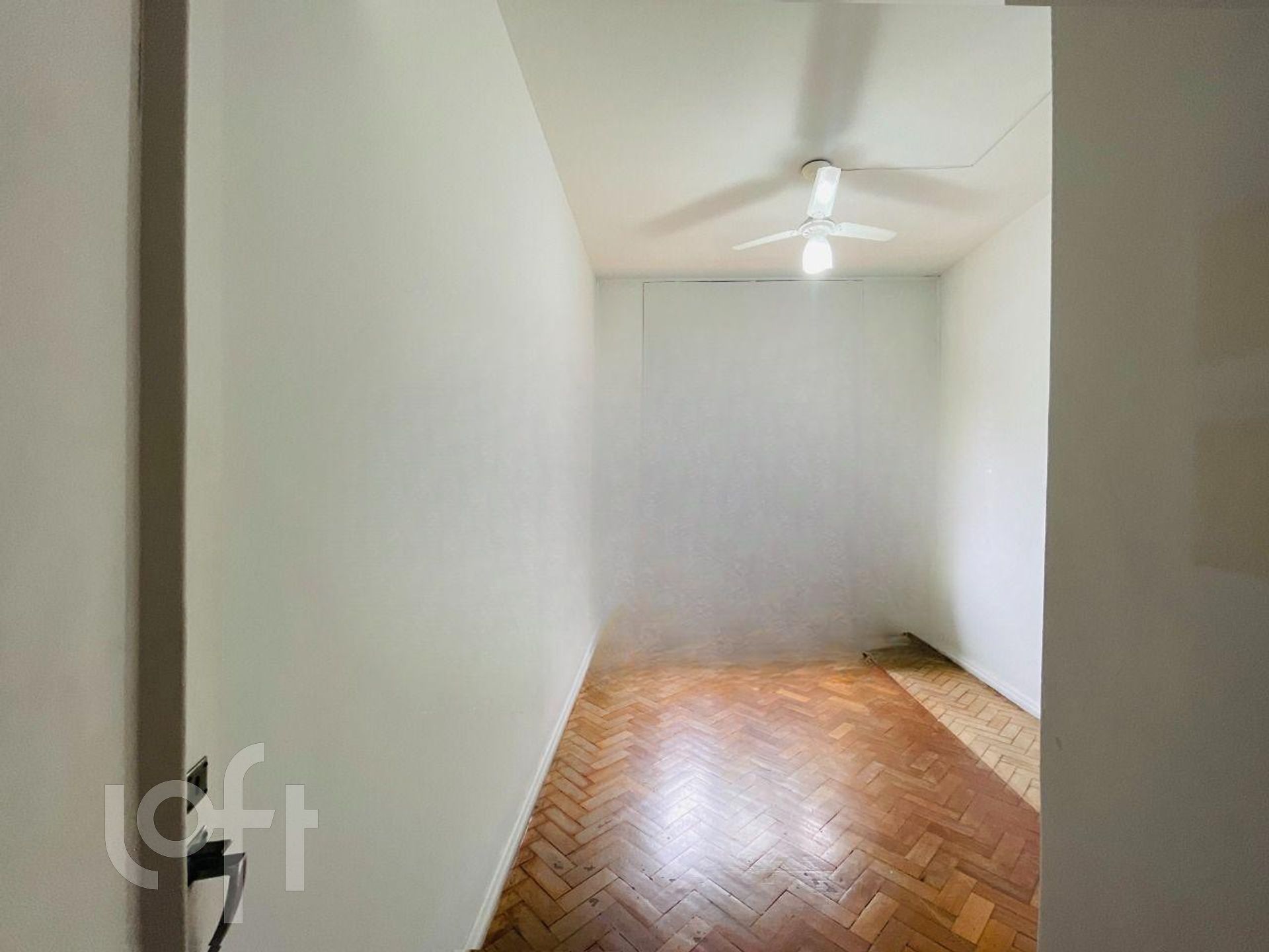 Apartamento à venda com 3 quartos, 97m² - Foto 12