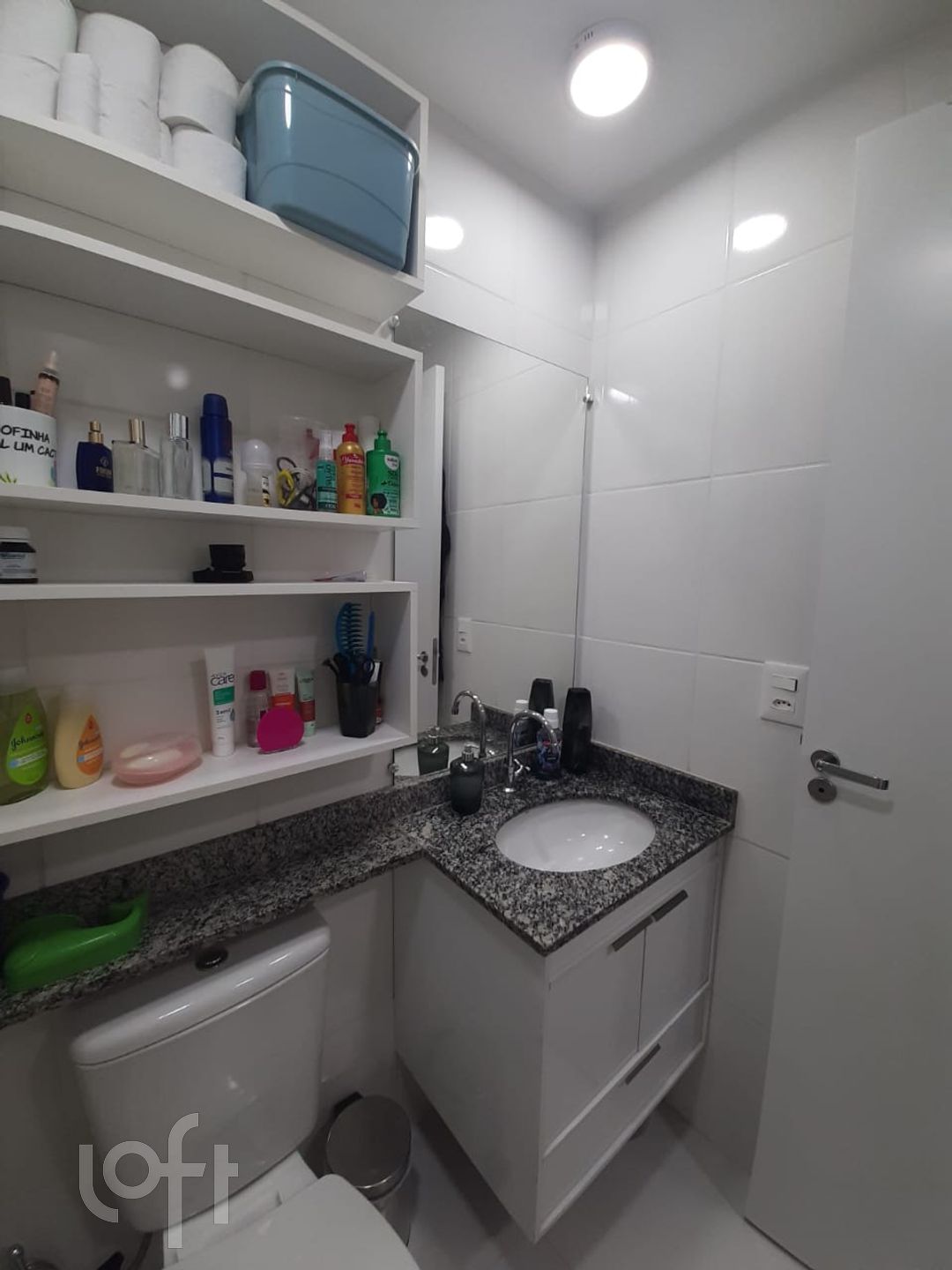 Apartamento à venda com 2 quartos, 40m² - Foto 11