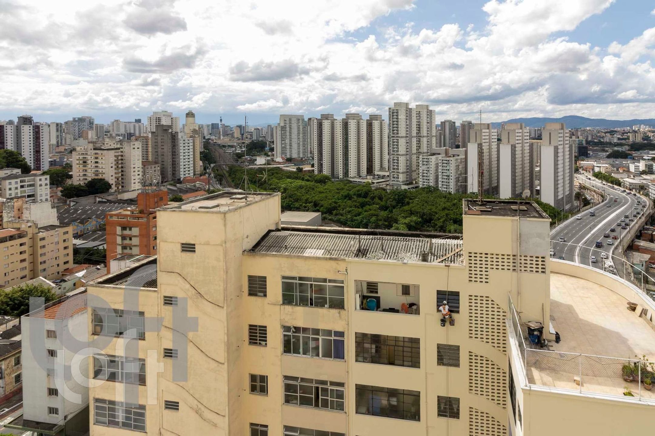 Apartamento à venda com 2 quartos, 150m² - Foto 7