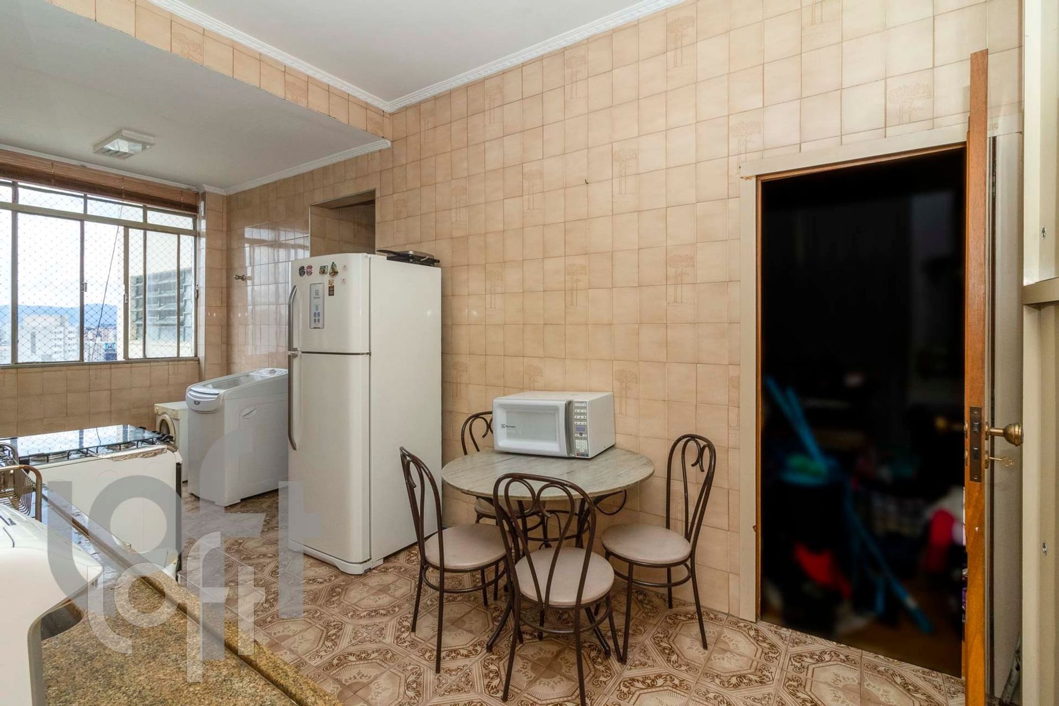 Apartamento à venda com 2 quartos, 150m² - Foto 32