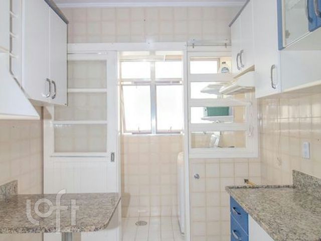 Apartamento com 67m², 2 dormitórios, Menino Deus em Porto Alegre