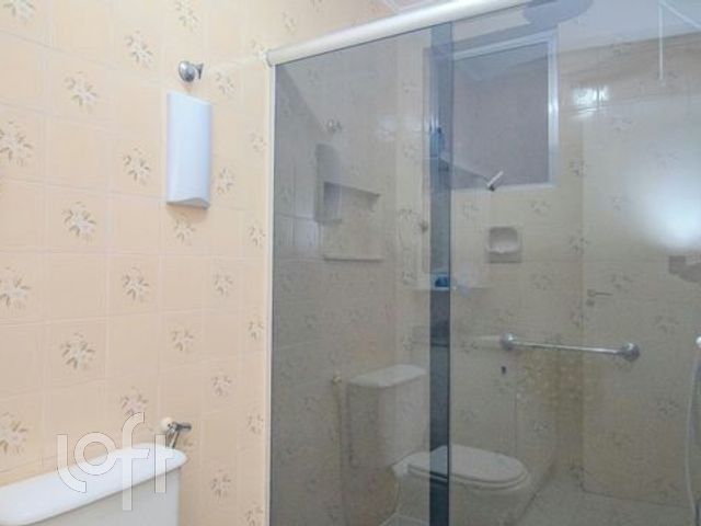 Apartamento com 67m², 2 dormitórios, Menino Deus em Porto Alegre