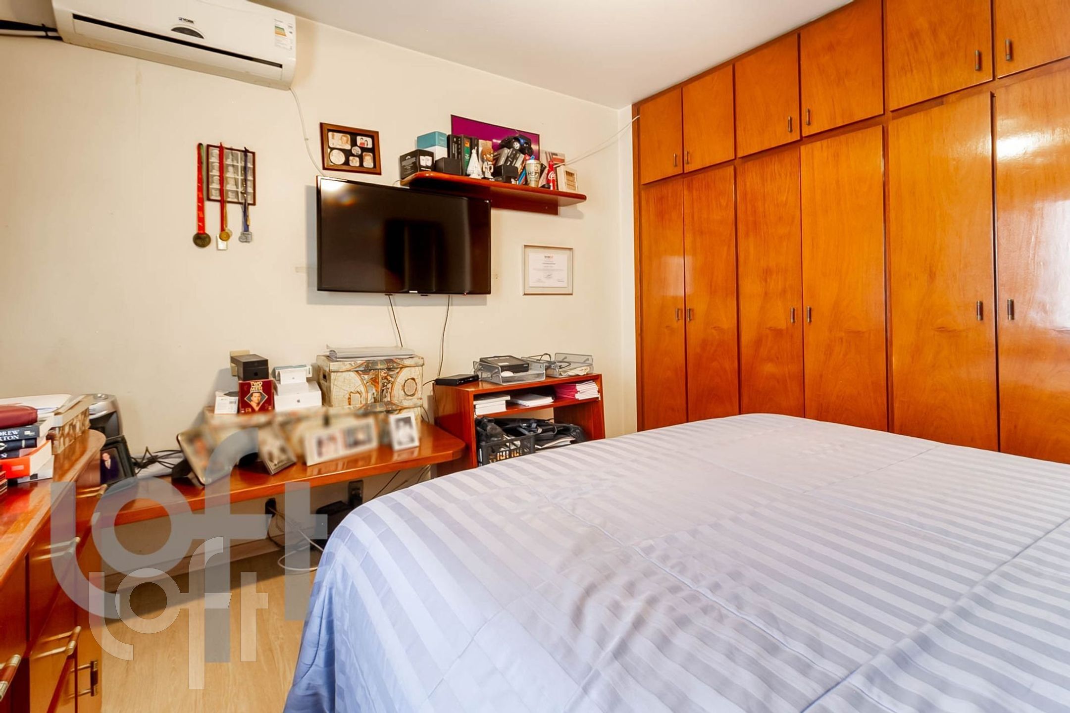 Apartamento à venda com 1 quarto, 180m² - Foto 9