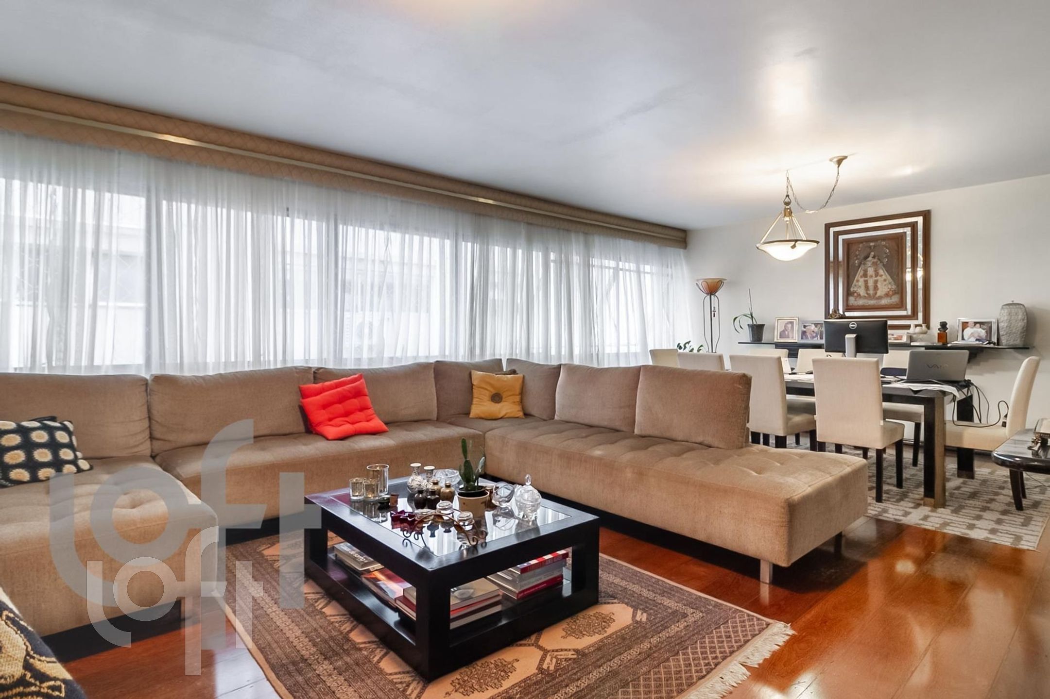 Apartamento à venda em Jardim Paulista com 180 m², 1 quarto, 2 vagas