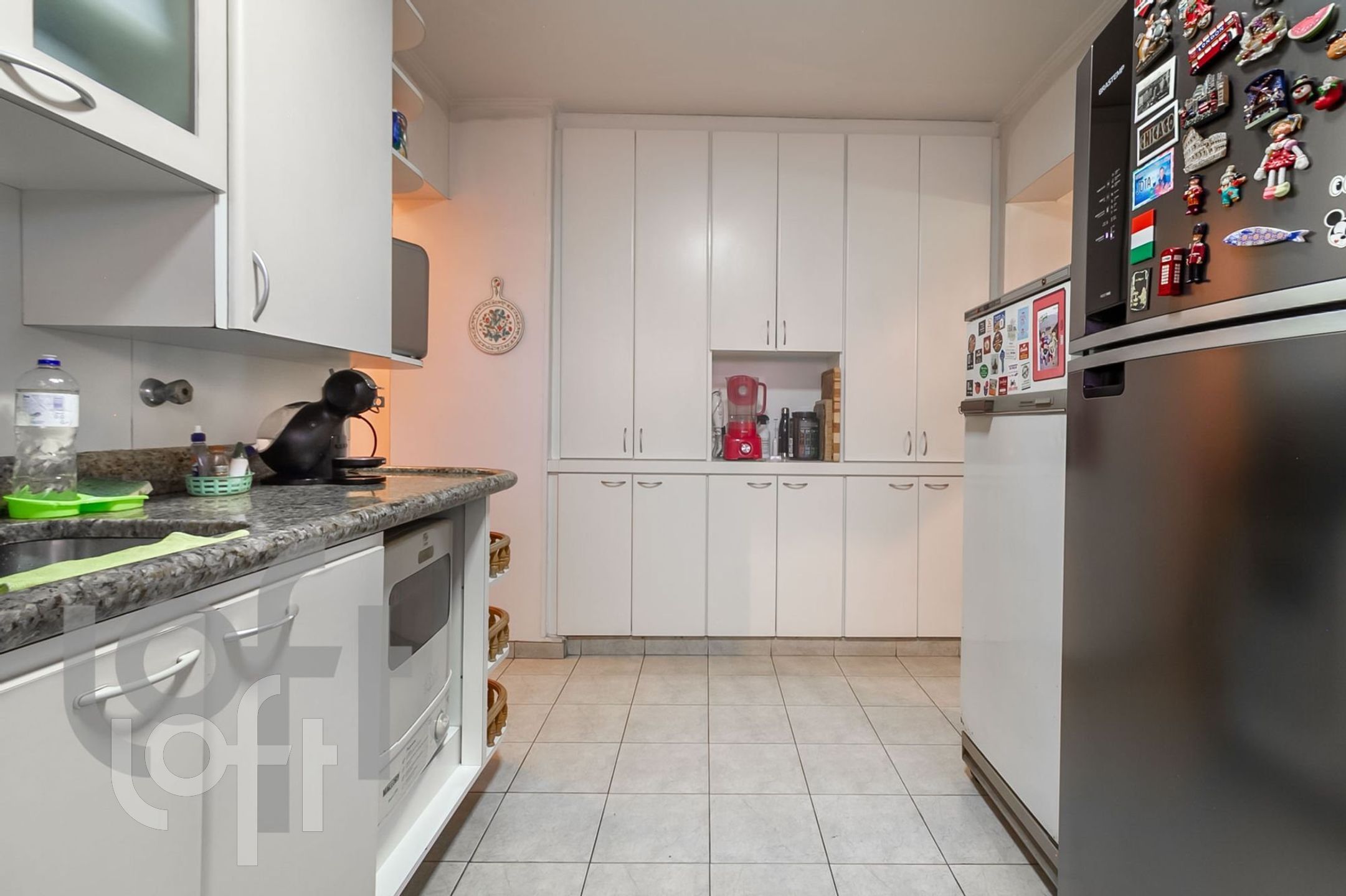 Apartamento à venda com 1 quarto, 180m² - Foto 16