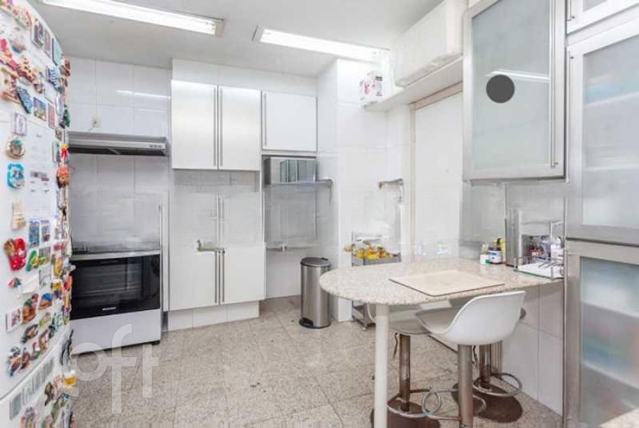 Apartamento à venda com 2 quartos, 300m² - Foto 23