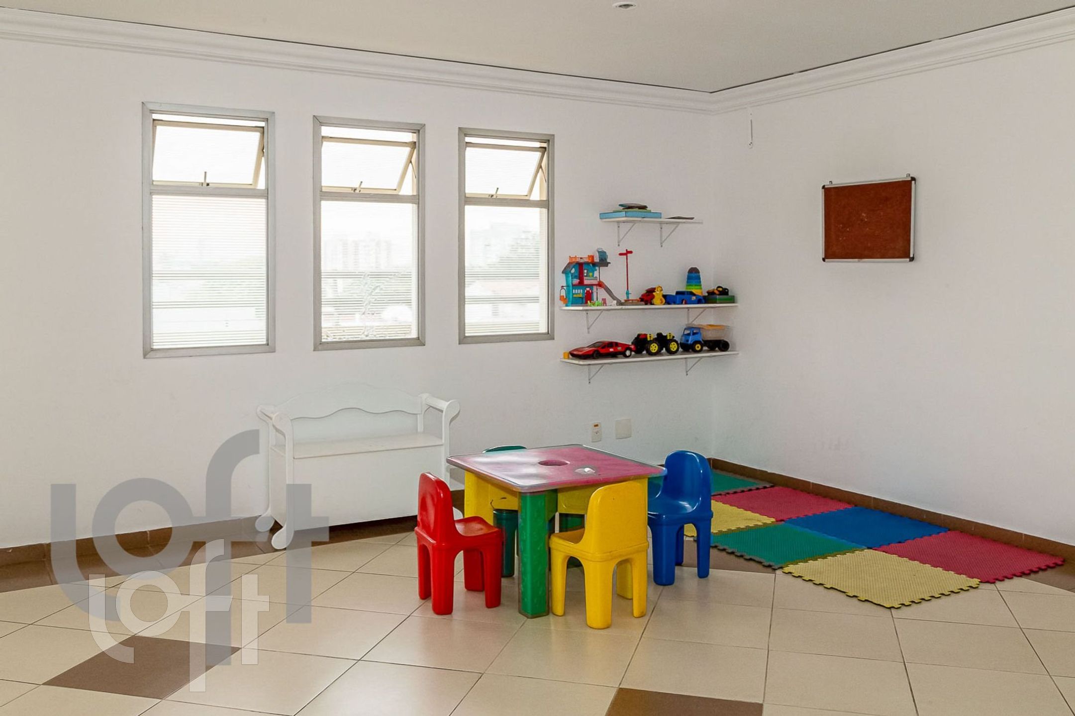 Apartamento à venda com 3 quartos, 85m² - Foto 32