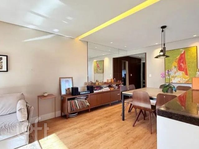 Apartamento com 90m², 2 dormitórios, 1 suíte, 2 vagas, Higienópolis em Porto Alegre