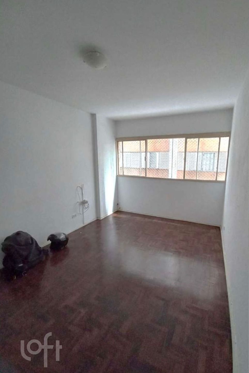 Apartamento à venda com 2 quartos, 70m² - Foto 1