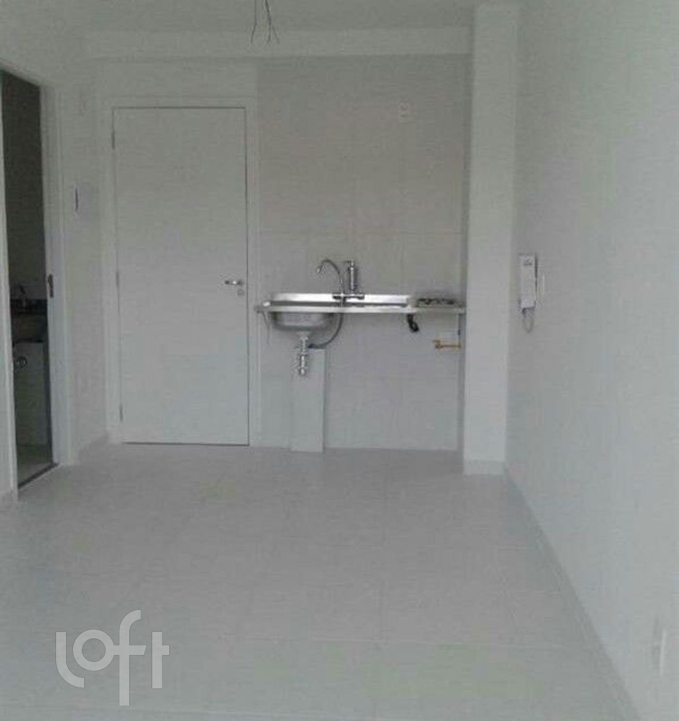 Apartamento à venda com 1 quarto, 33m² - Foto 1