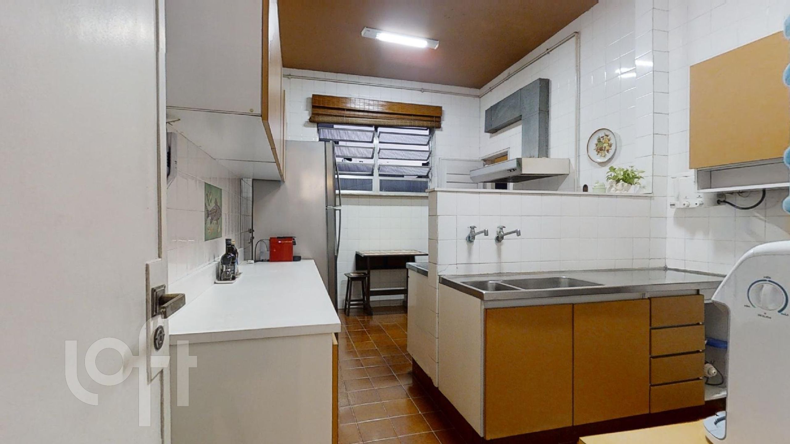 Apartamento à venda com 3 quartos, 240m² - Foto 11