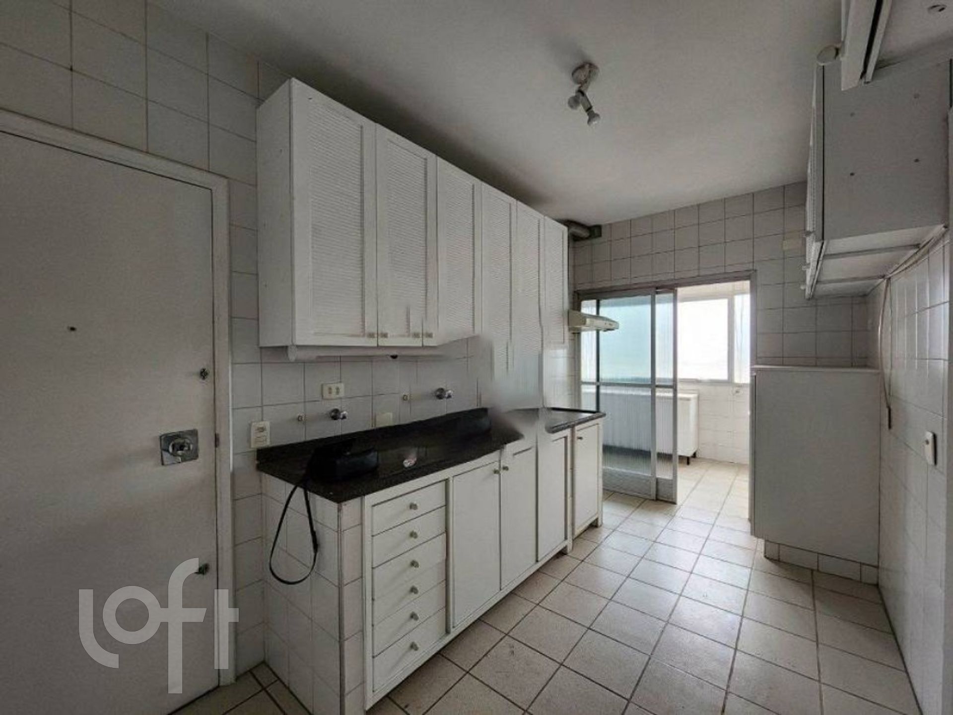 Apartamento à venda com 3 quartos, 128m² - Foto 3