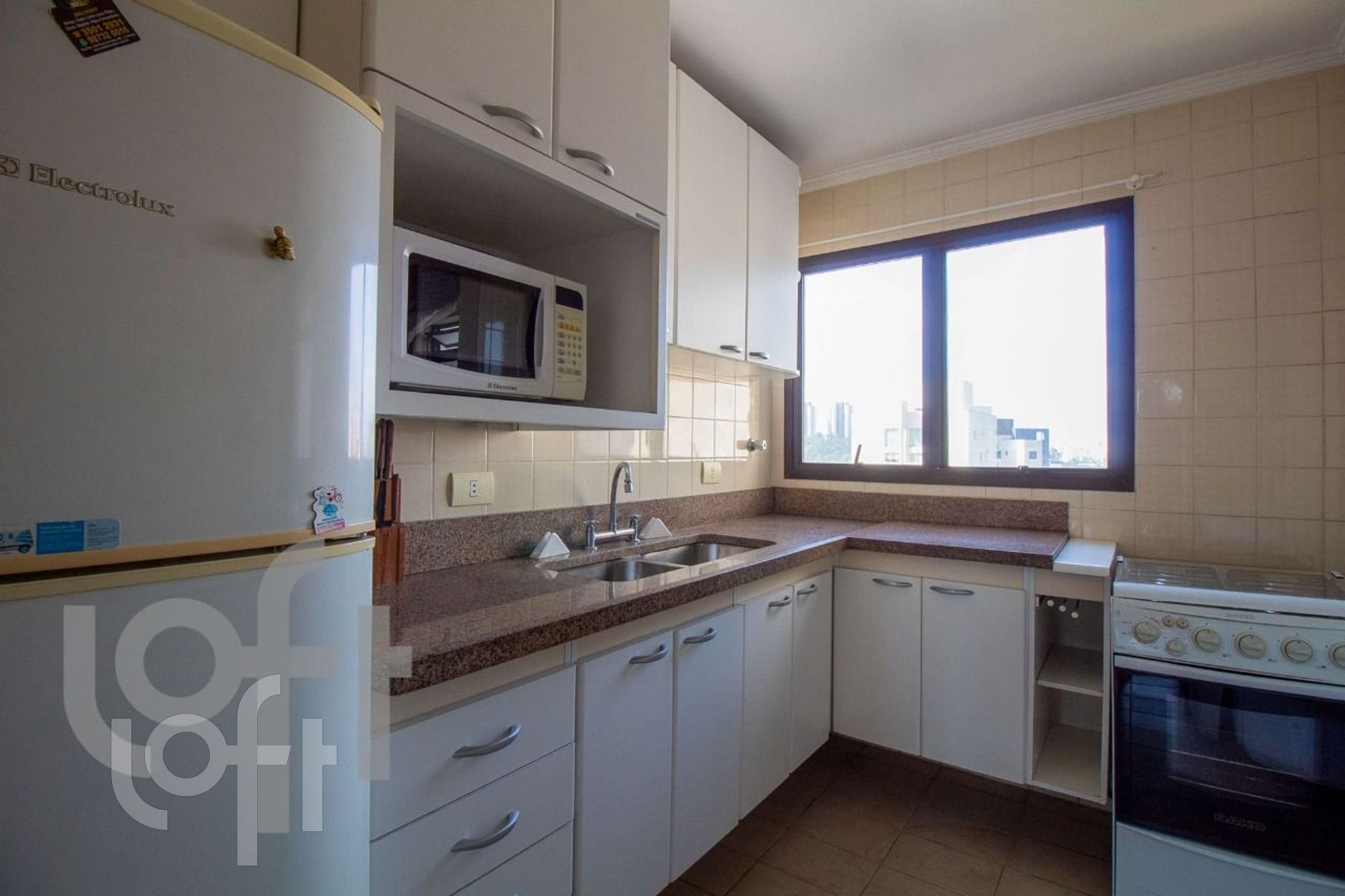 Apartamento à venda com 3 quartos, 100m² - Foto 8