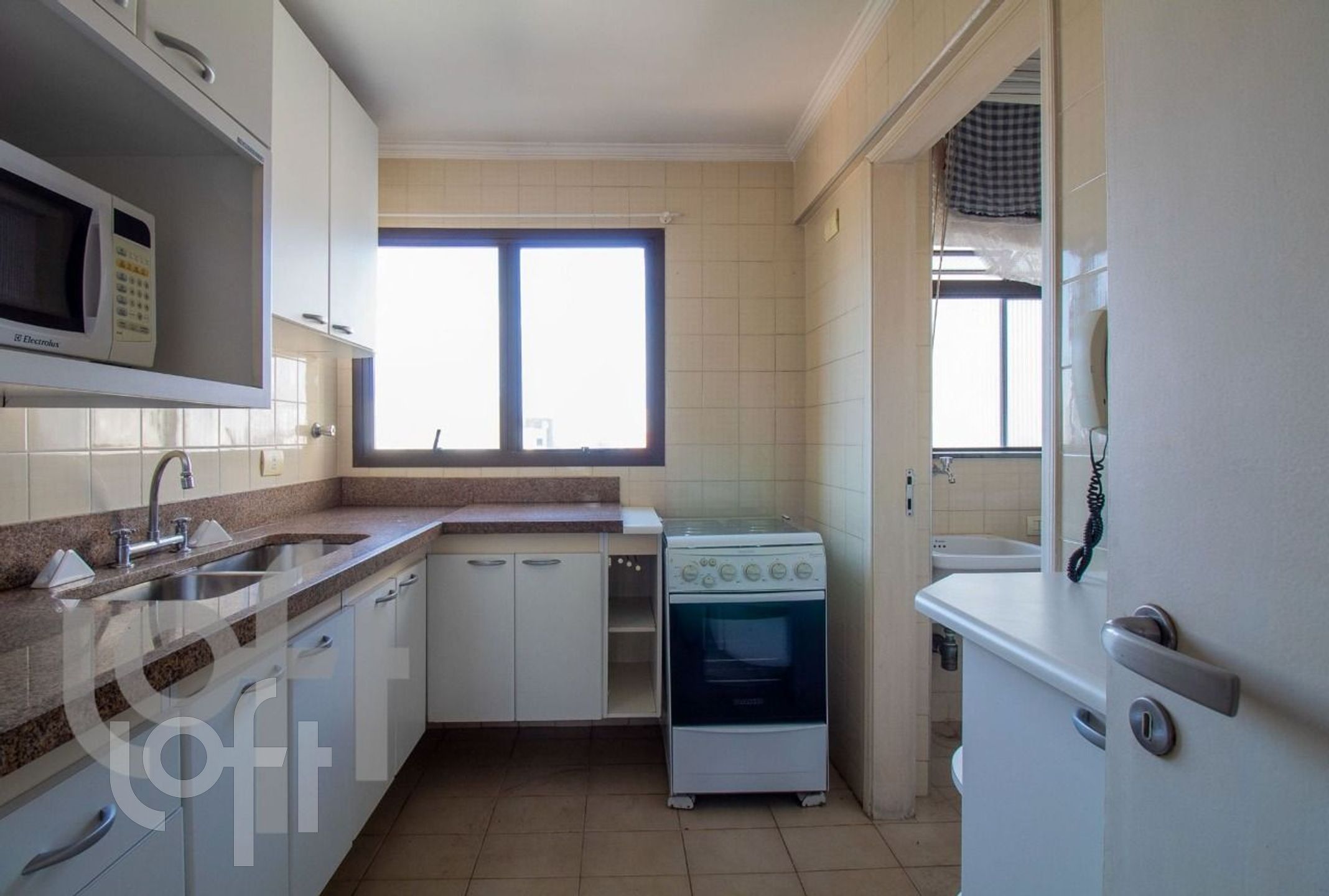 Apartamento à venda com 3 quartos, 100m² - Foto 11