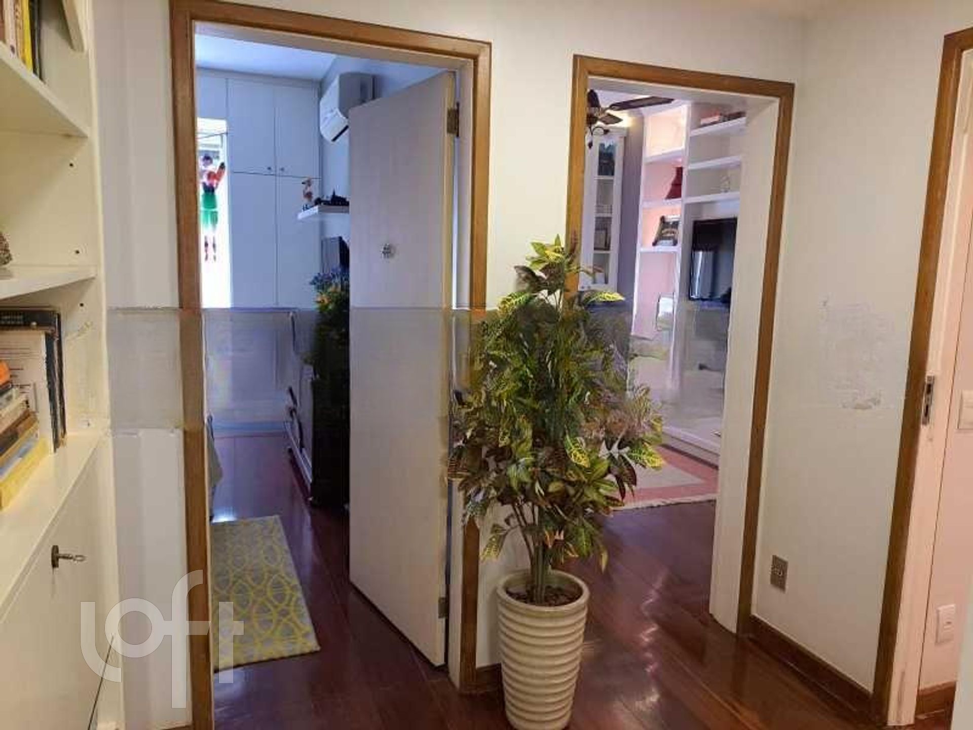 Apartamento à venda com 2 quartos, 300m² - Foto 13