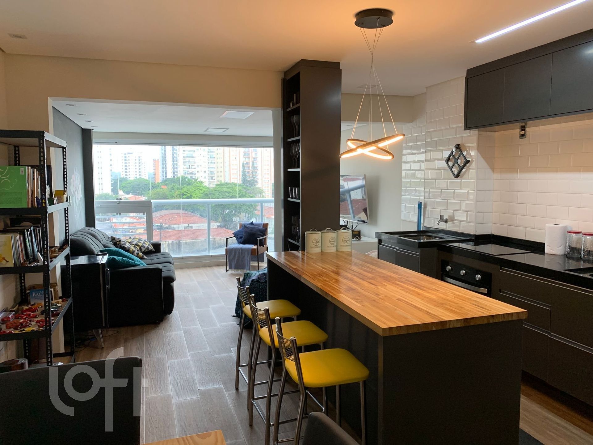 Apartamento à venda com 2 quartos, 70m² - Foto 9