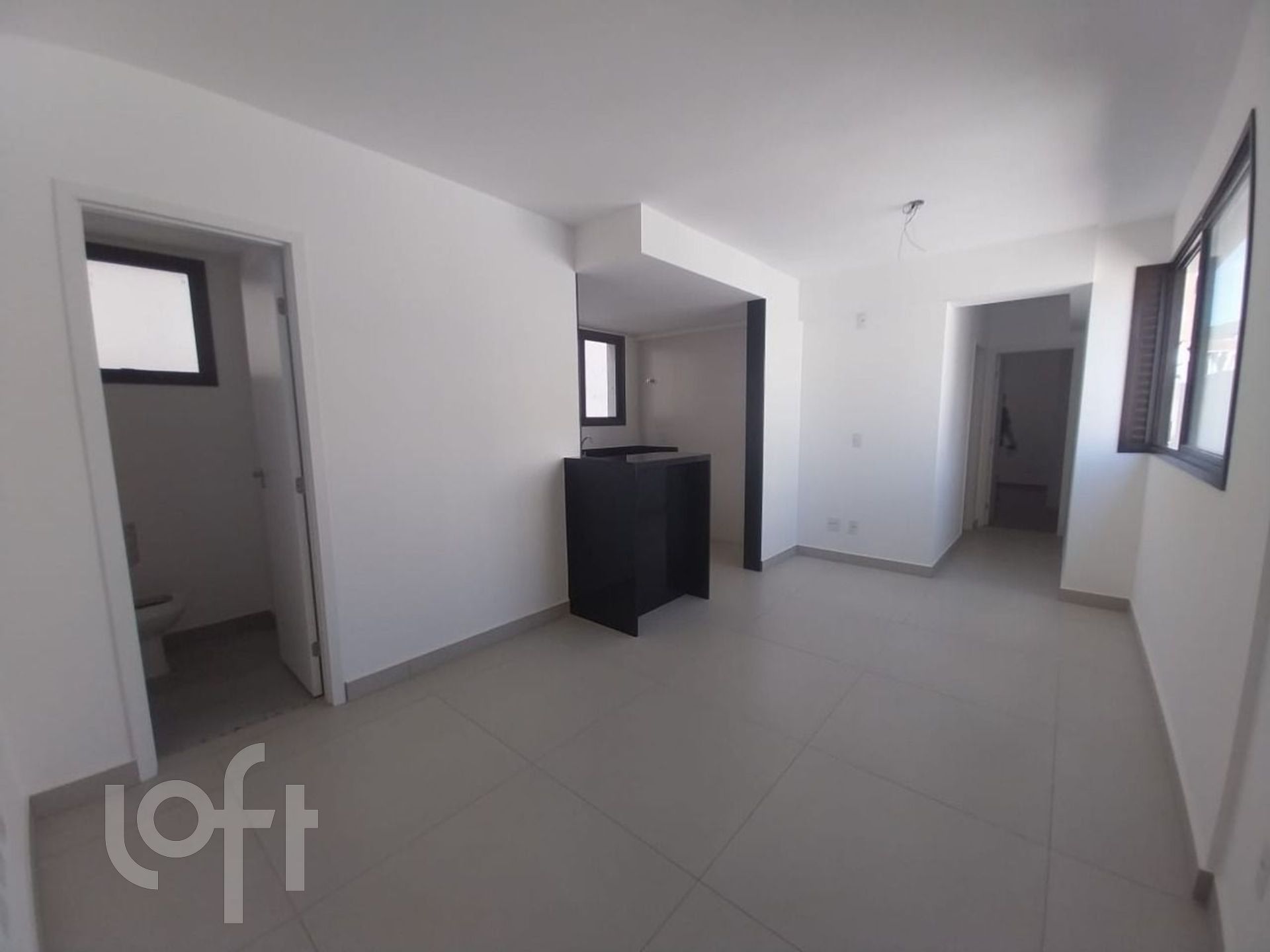 Apartamento à venda com 2 quartos, 58m² - Foto 1