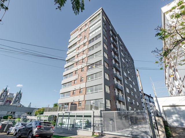 Apartamento com 80m², 2 dormitórios, 2 suítes, 1 vaga, Floresta em Porto Alegre