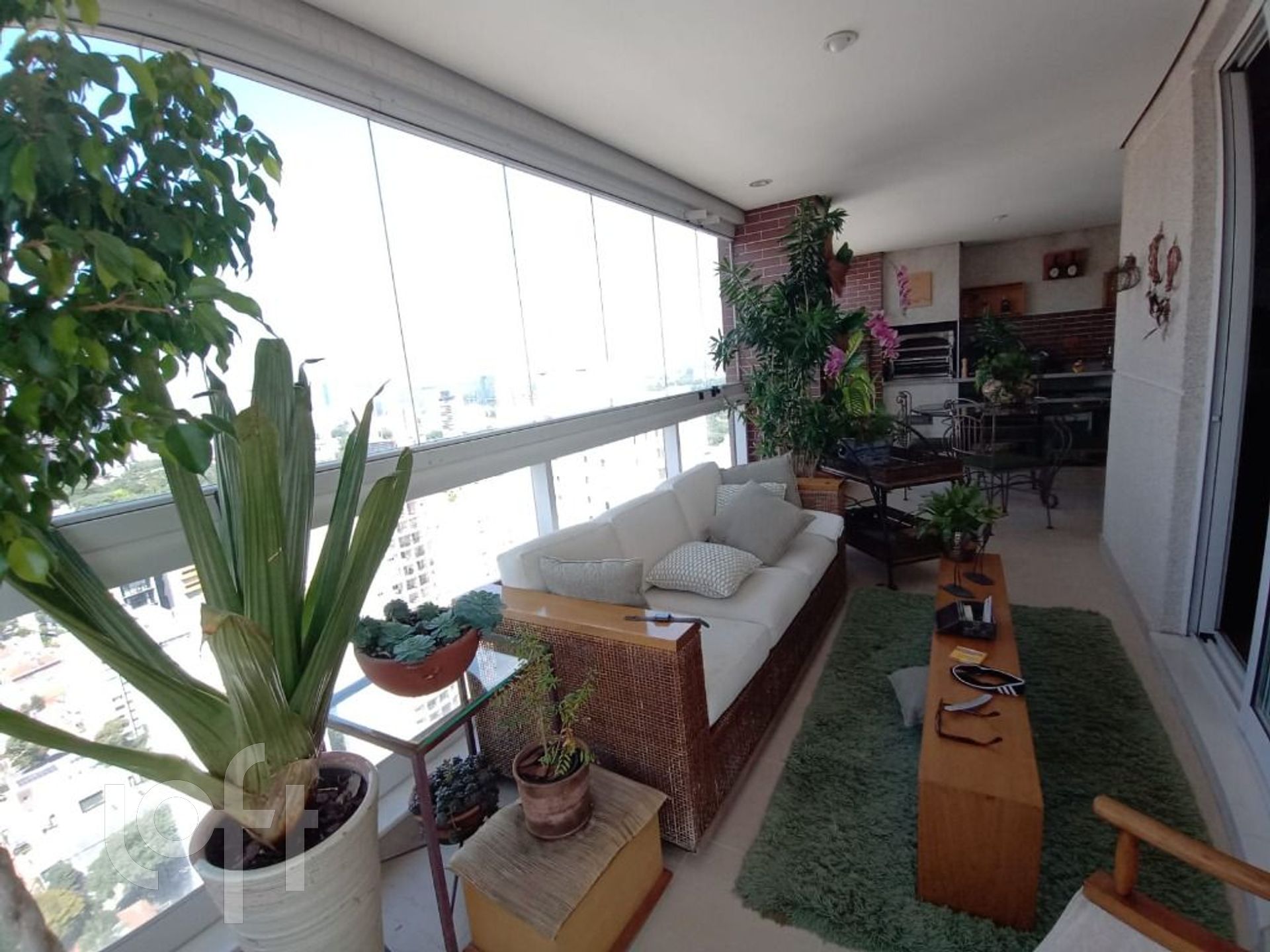 Apartamento à venda com 3 quartos, 261m² - Foto 11