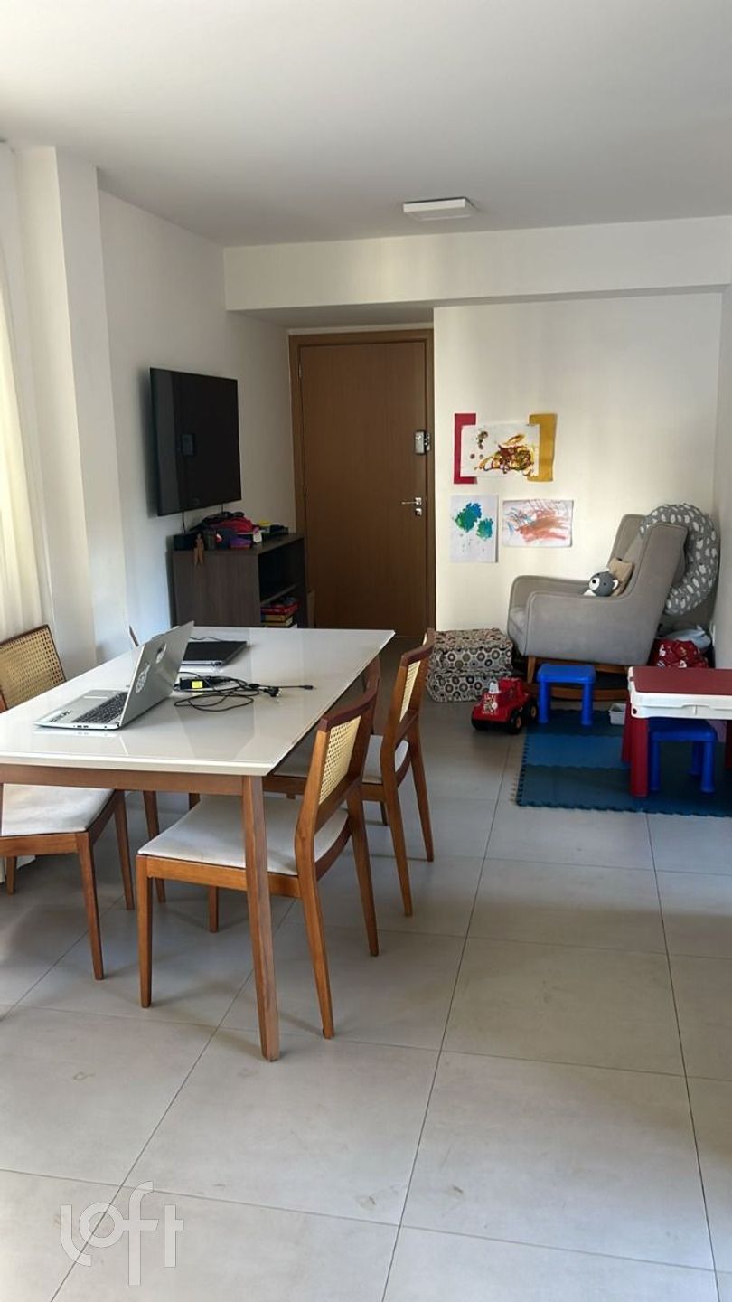 Apartamento à venda com 2 quartos, 83m² - Foto 1