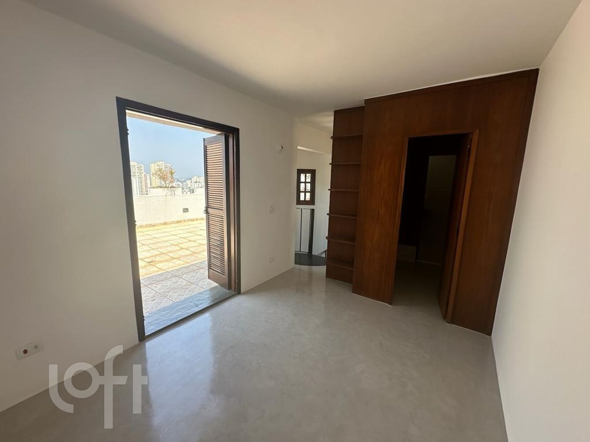 Apartamento à venda com 3 quartos, 138m² - Foto 6