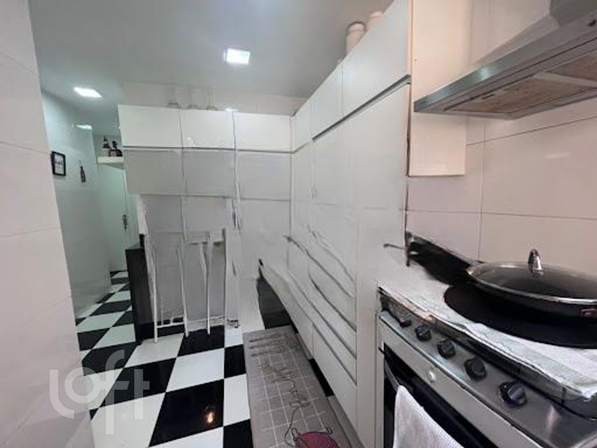 Apartamento à venda com 3 quartos, 140m² - Foto 15