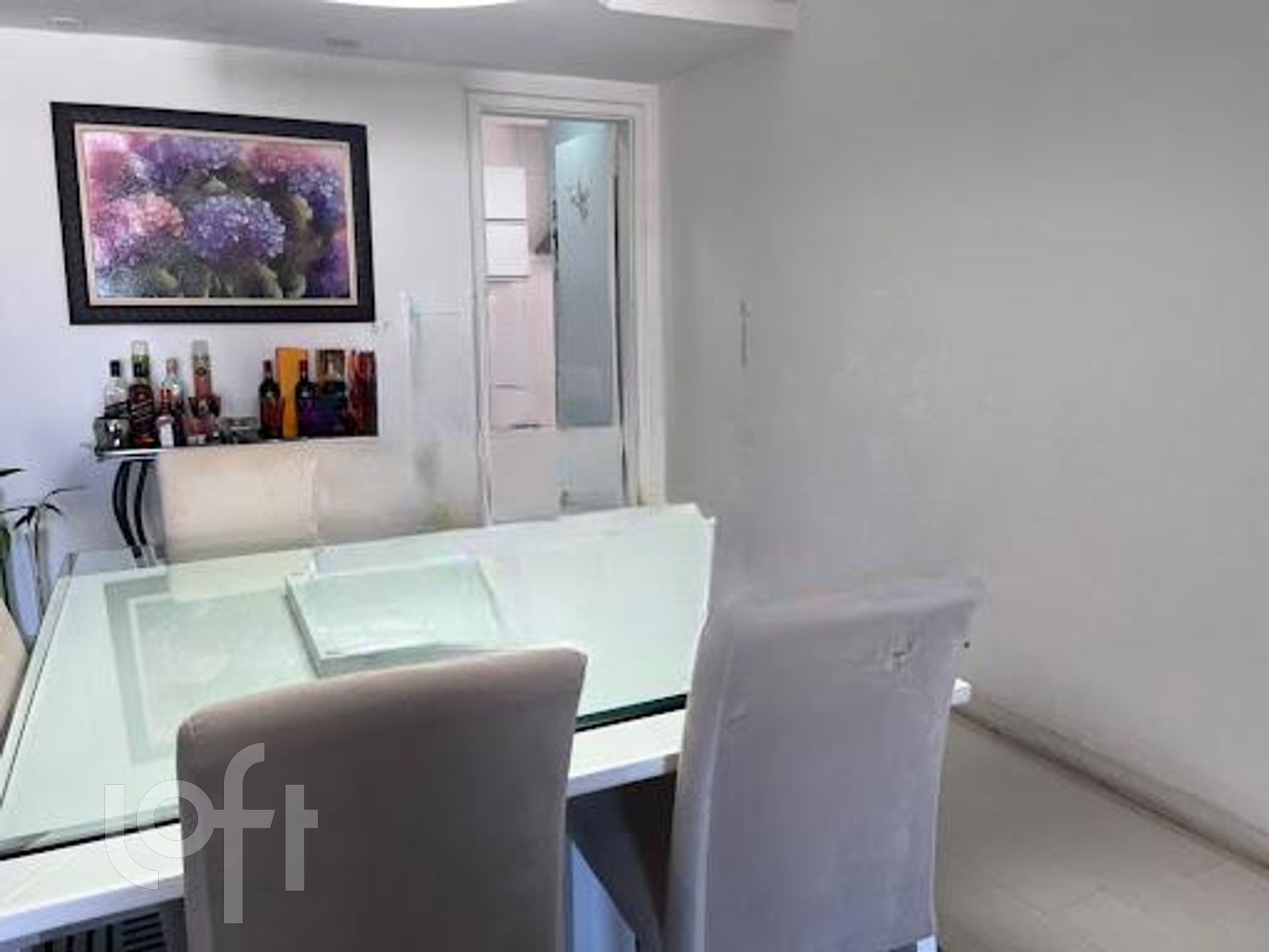 Apartamento à venda com 3 quartos, 140m² - Foto 1