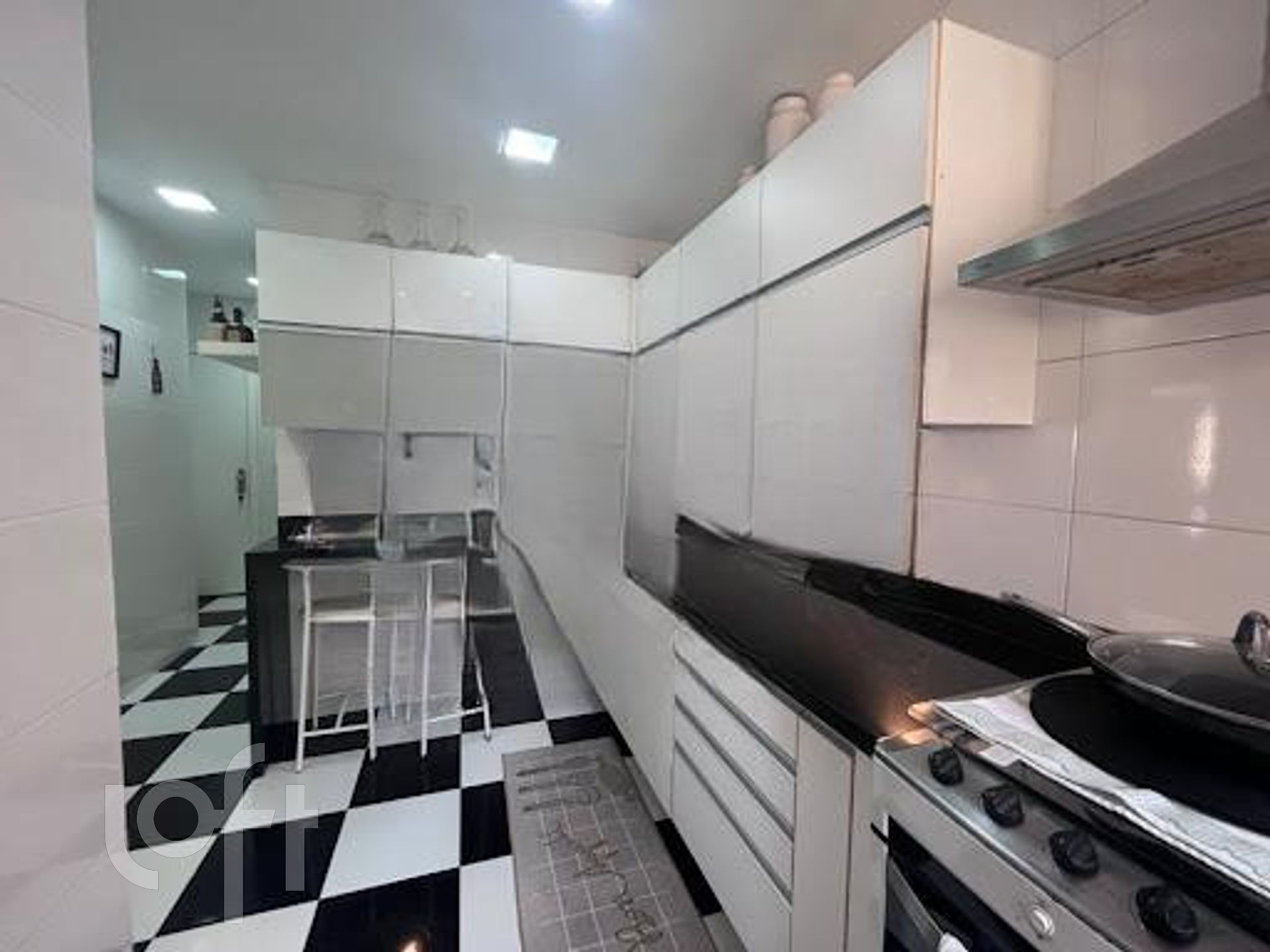 Apartamento à venda com 3 quartos, 140m² - Foto 27