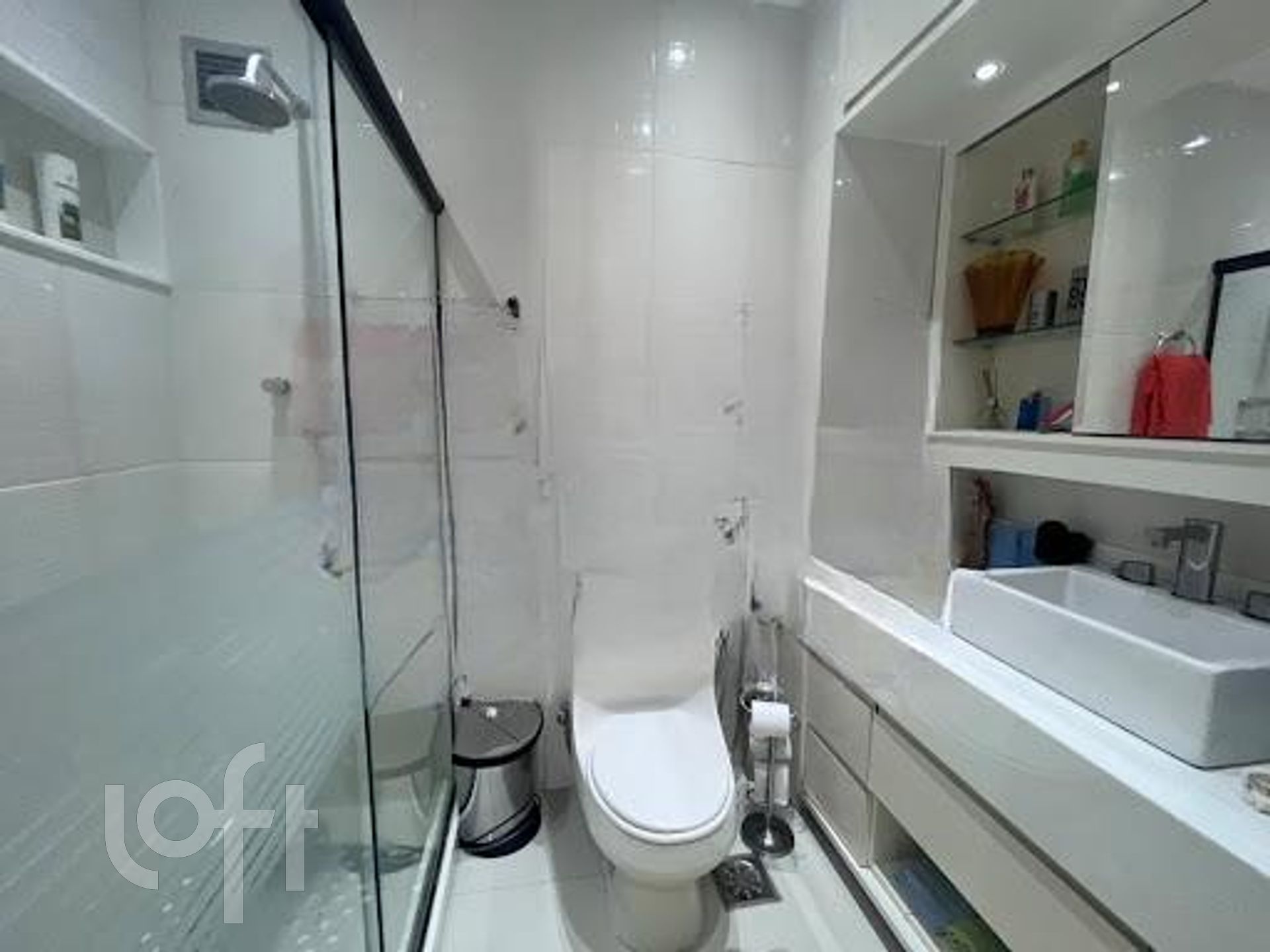 Apartamento à venda com 3 quartos, 140m² - Foto 2