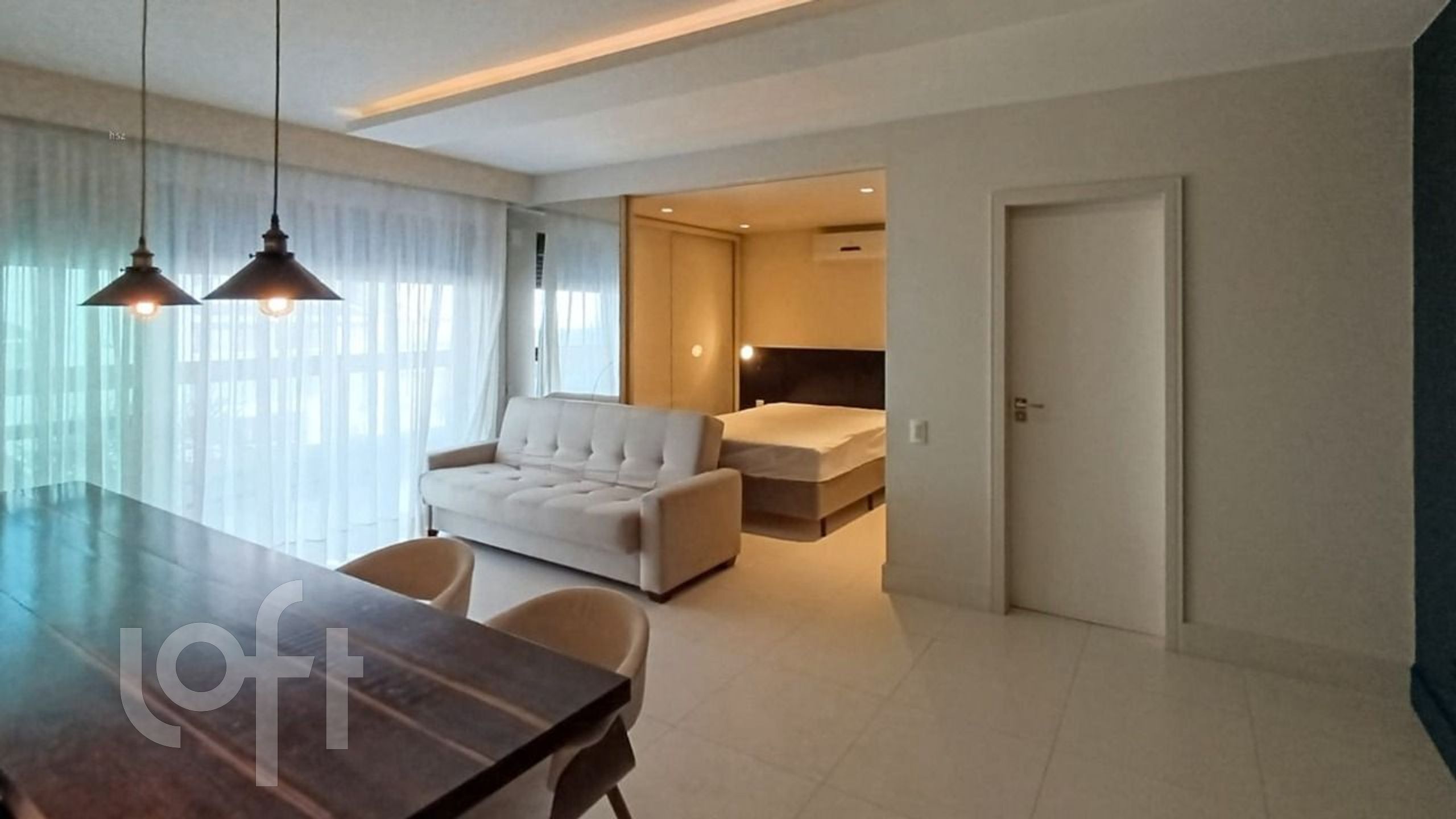 Stúdio com 53 m² privativo,próximo Beira Mar