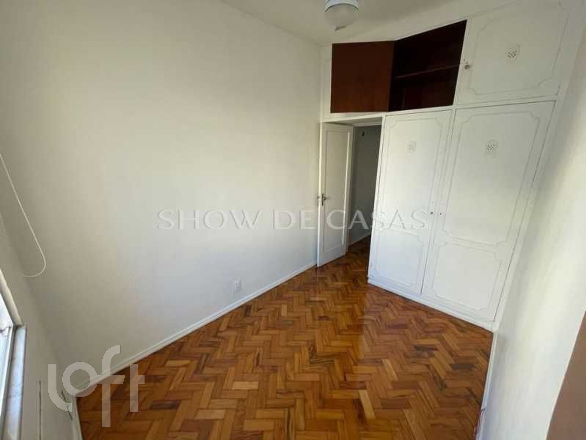 Apartamento à venda com 1 quarto, 50m² - Foto 6