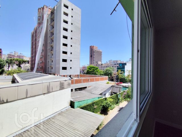 Apartamento com 82m², 2 dormitórios, 1 vaga, Menino Deus em Porto Alegre
