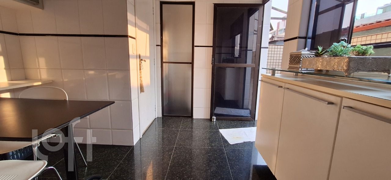 Apartamento à venda com 4 quartos, 170m² - Foto 19