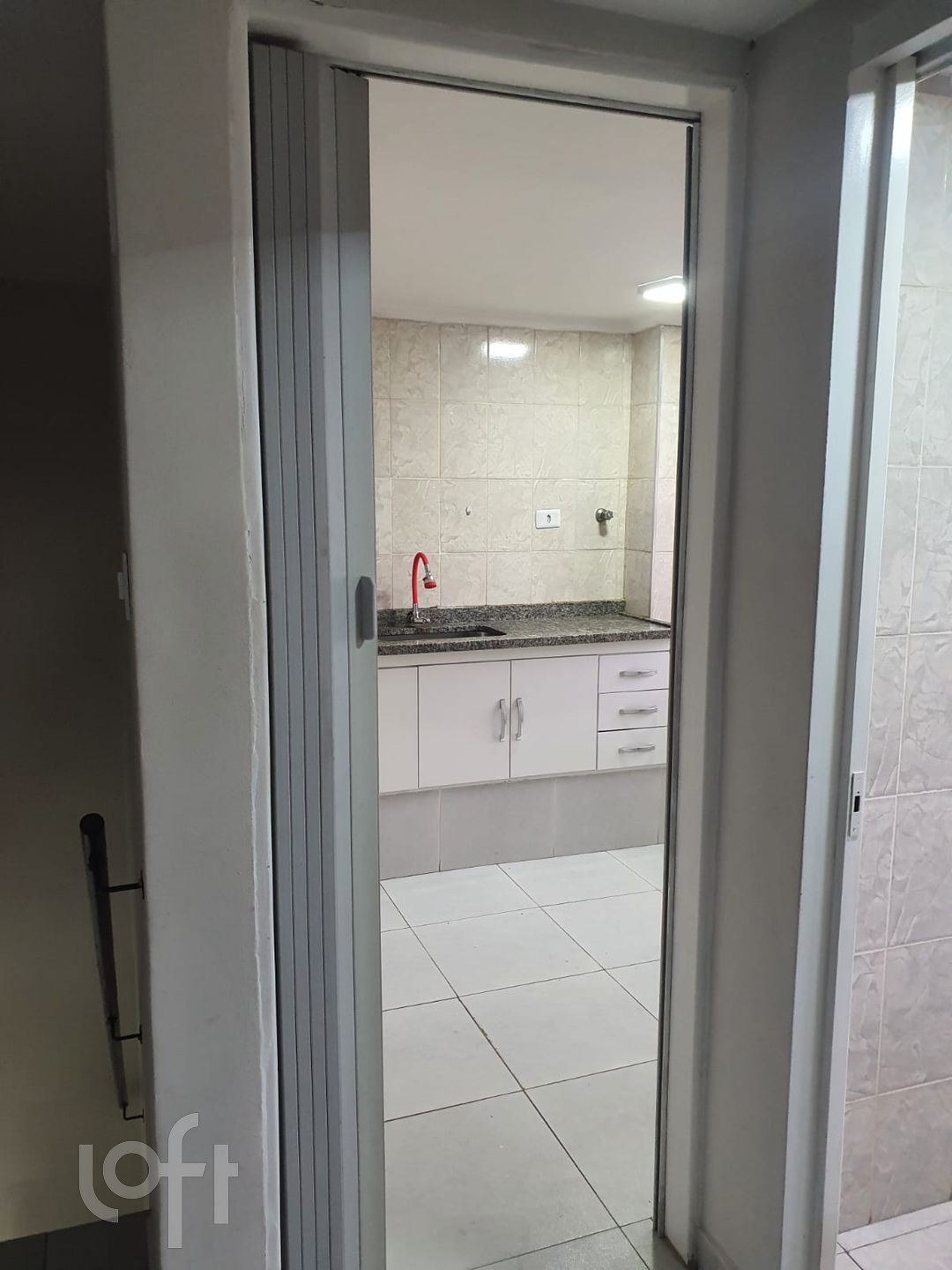 Apartamento à venda com 3 quartos, 108m² - Foto 4