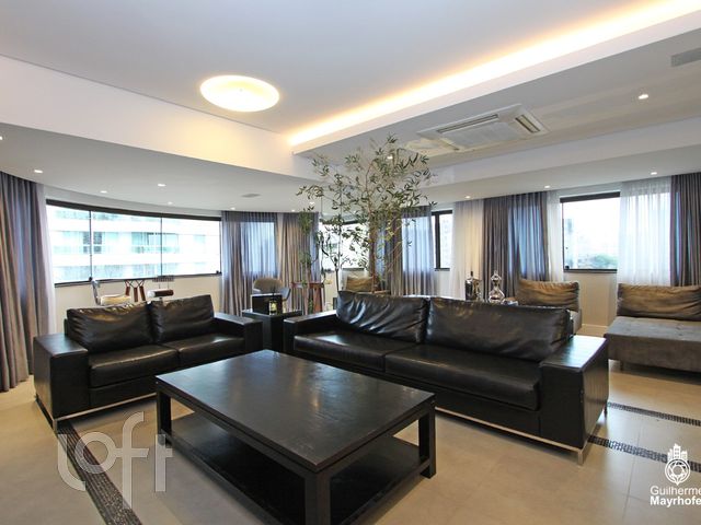 Apartamento com 326m², 3 dormitórios, 3 suítes, 5 vagas, Petrópolis em Porto Alegre