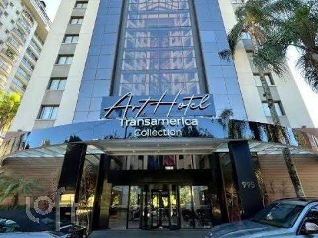 Apartamento com 30m², 1 dormitório, 1 vaga, Bela Vista em Porto Alegre