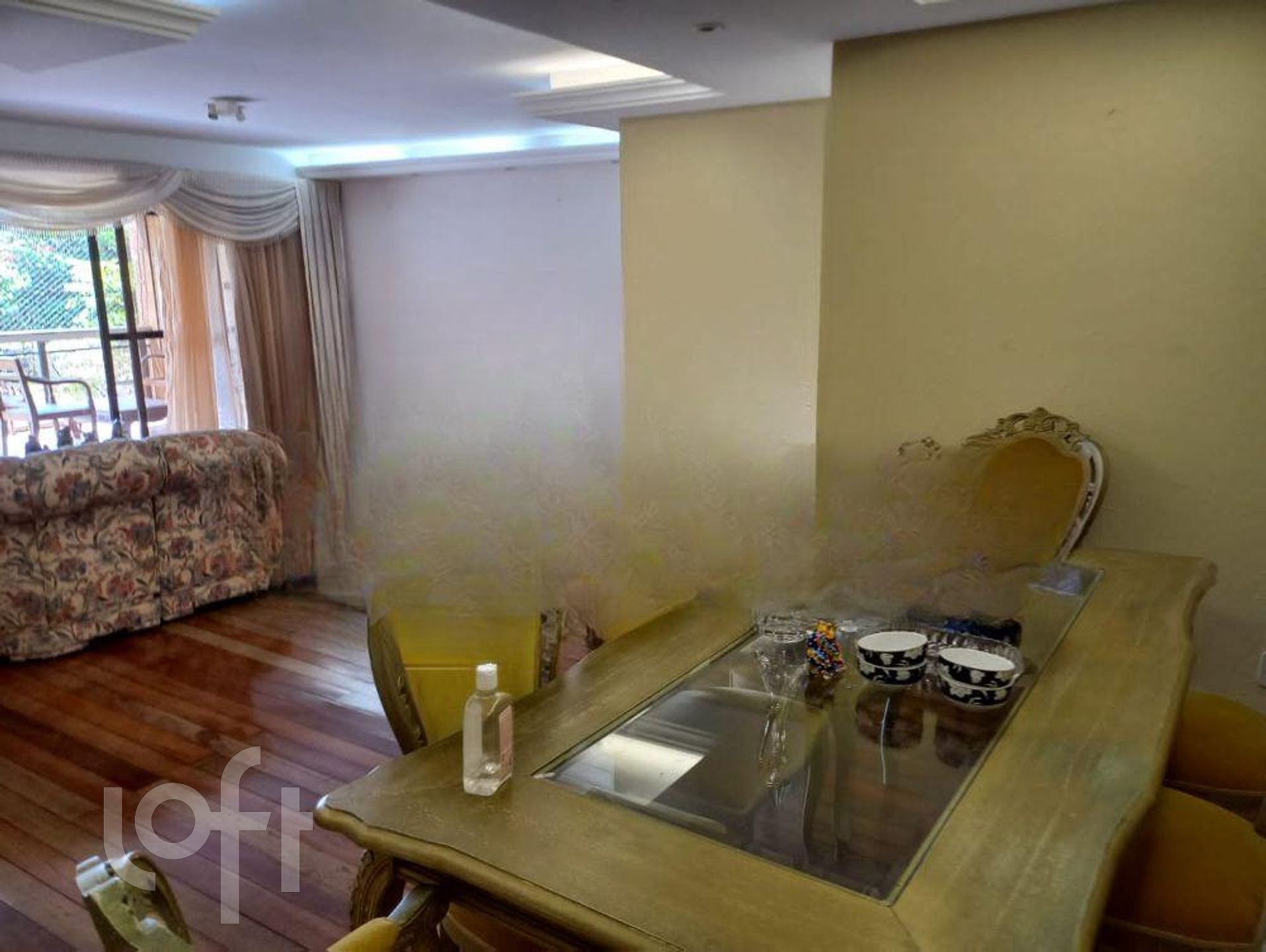 Apartamento à venda com 4 quartos, 237m² - Foto 1