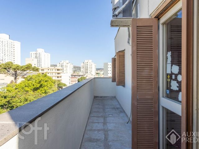 Apartamento com 156m², 3 dormitórios, 1 suíte, 1 vaga, Petrópolis em Porto Alegre