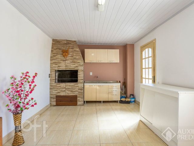 Apartamento com 156m², 3 dormitórios, 1 suíte, 1 vaga, Petrópolis em Porto Alegre