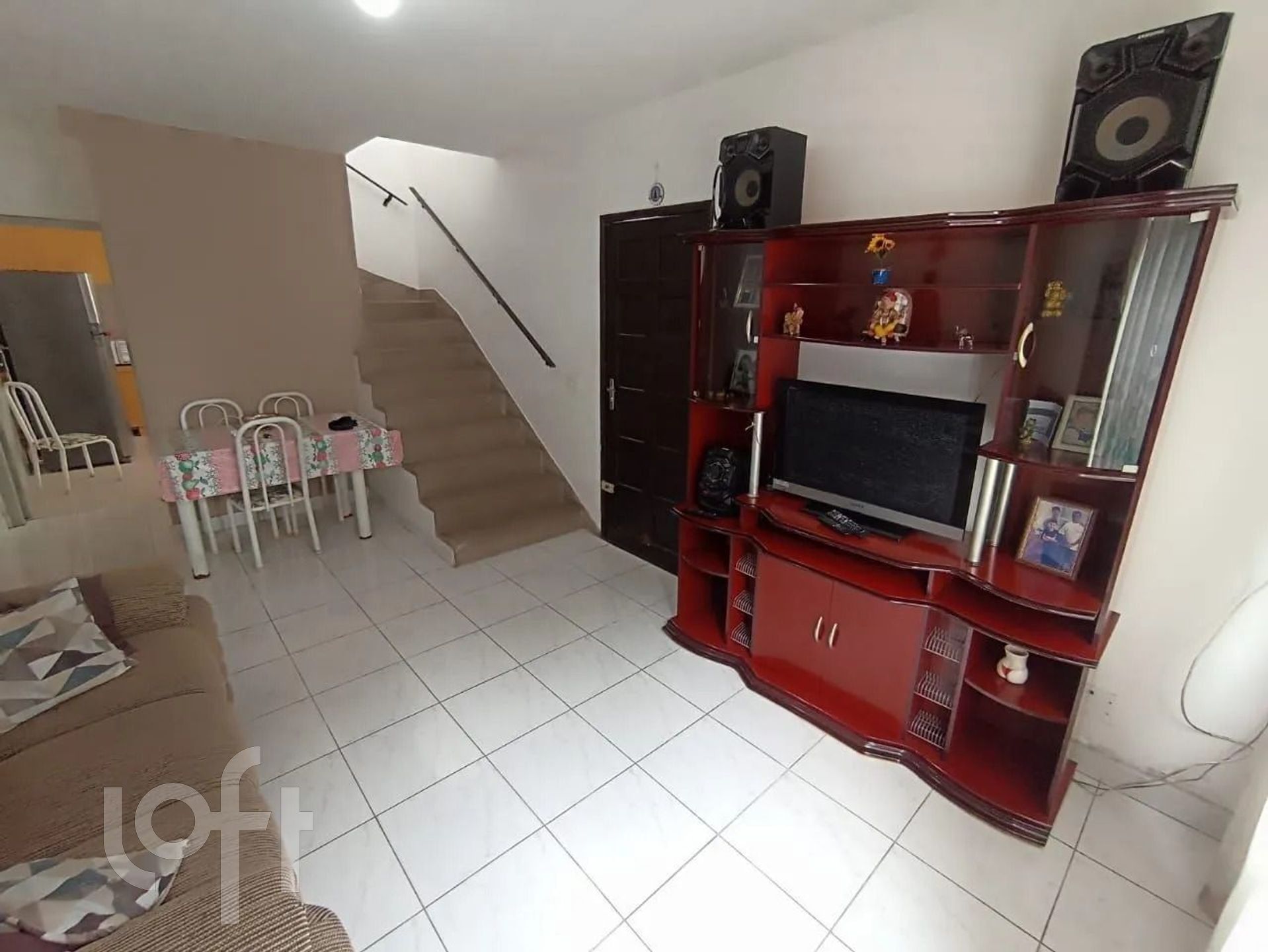 Casa à venda com 3 quartos, 100m² - Foto 4