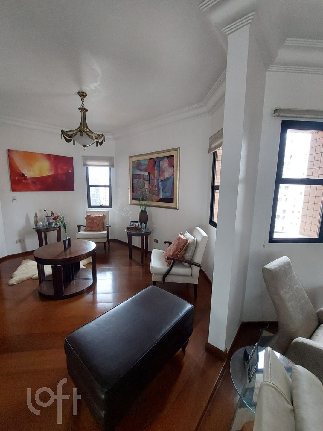 Apartamento à venda com 4 quartos, 189m² - Foto 2