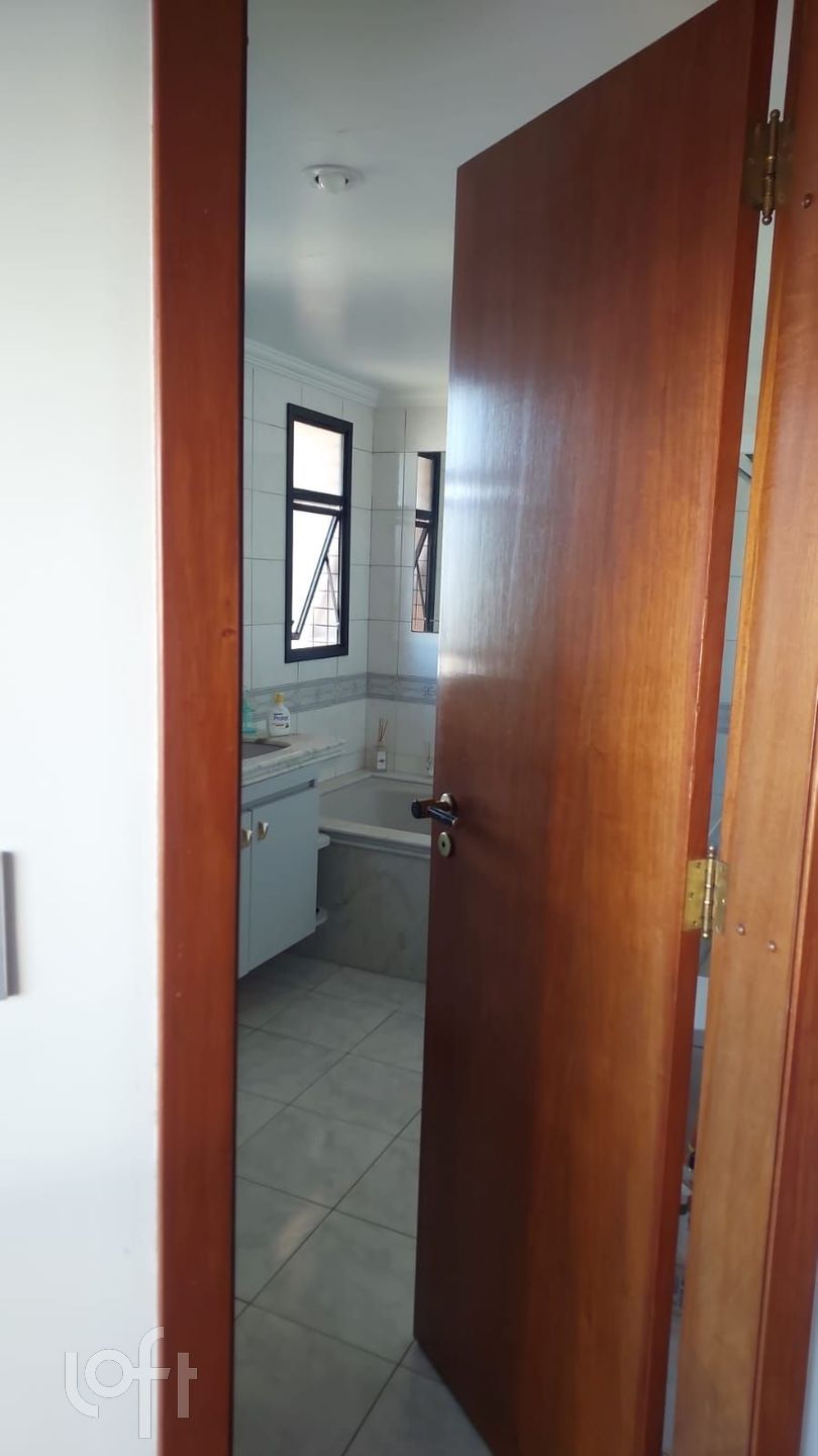 Apartamento à venda com 4 quartos, 189m² - Foto 9