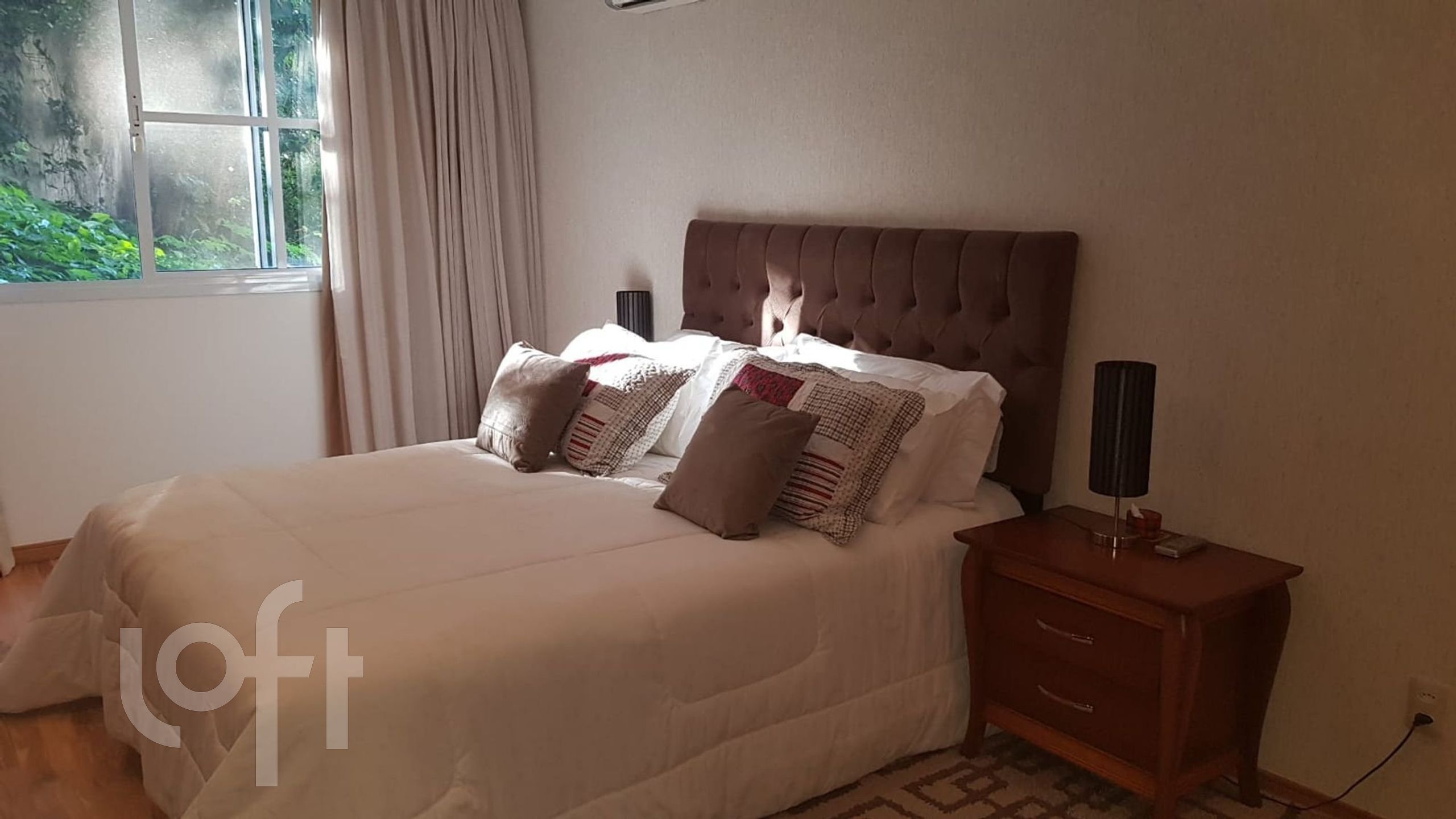 Apartamento à venda com 3 quartos, 180m² - Foto 4