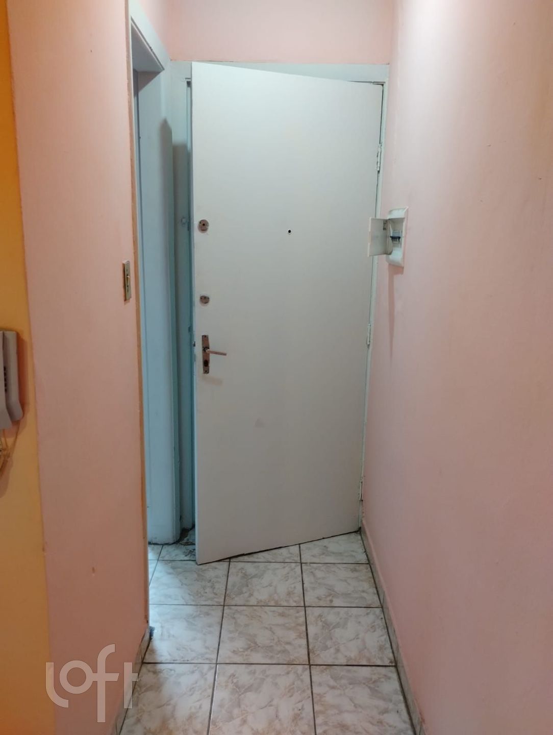 Apartamento à venda com 1 quarto, 40m² - Foto 3