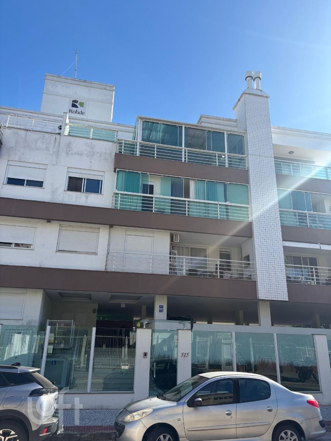Apartamento à venda em Canasvieiras com 188 m², 3 quartos, 2 suítes, 2 vagas
